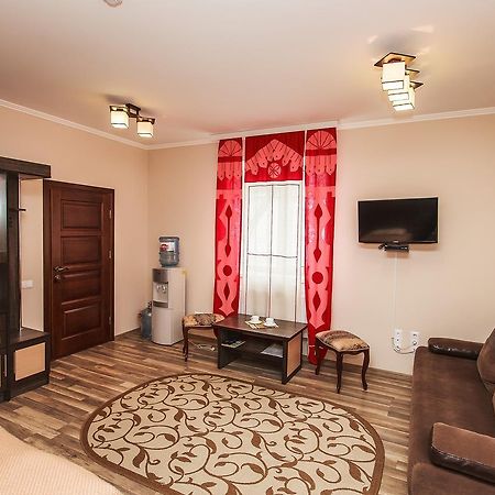 Slavyanskaya Hata Hotel บารานาวิชชี ภายนอก รูปภาพ