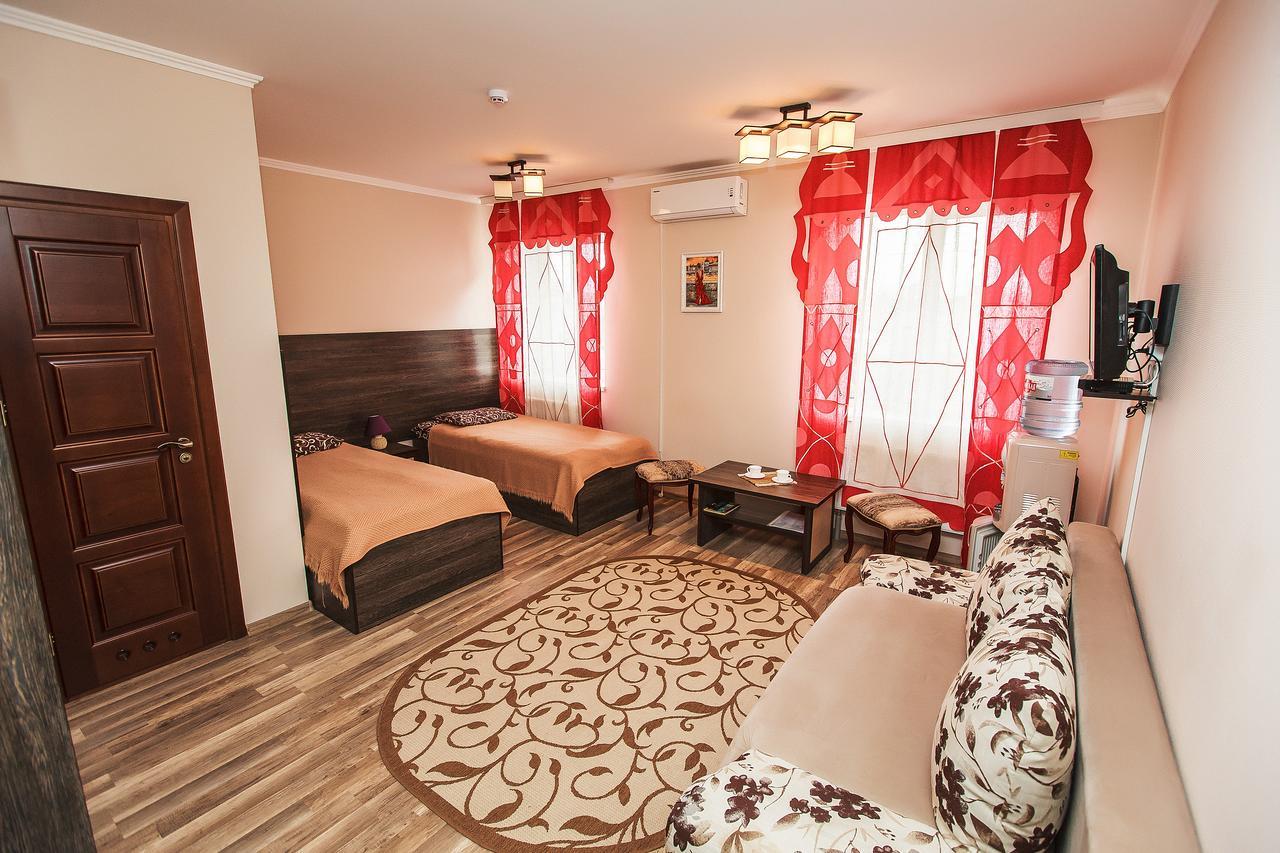 Slavyanskaya Hata Hotel บารานาวิชชี ภายนอก รูปภาพ